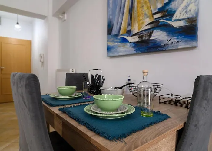 Premium Athenian District Urban 1 Bedroom Flat B